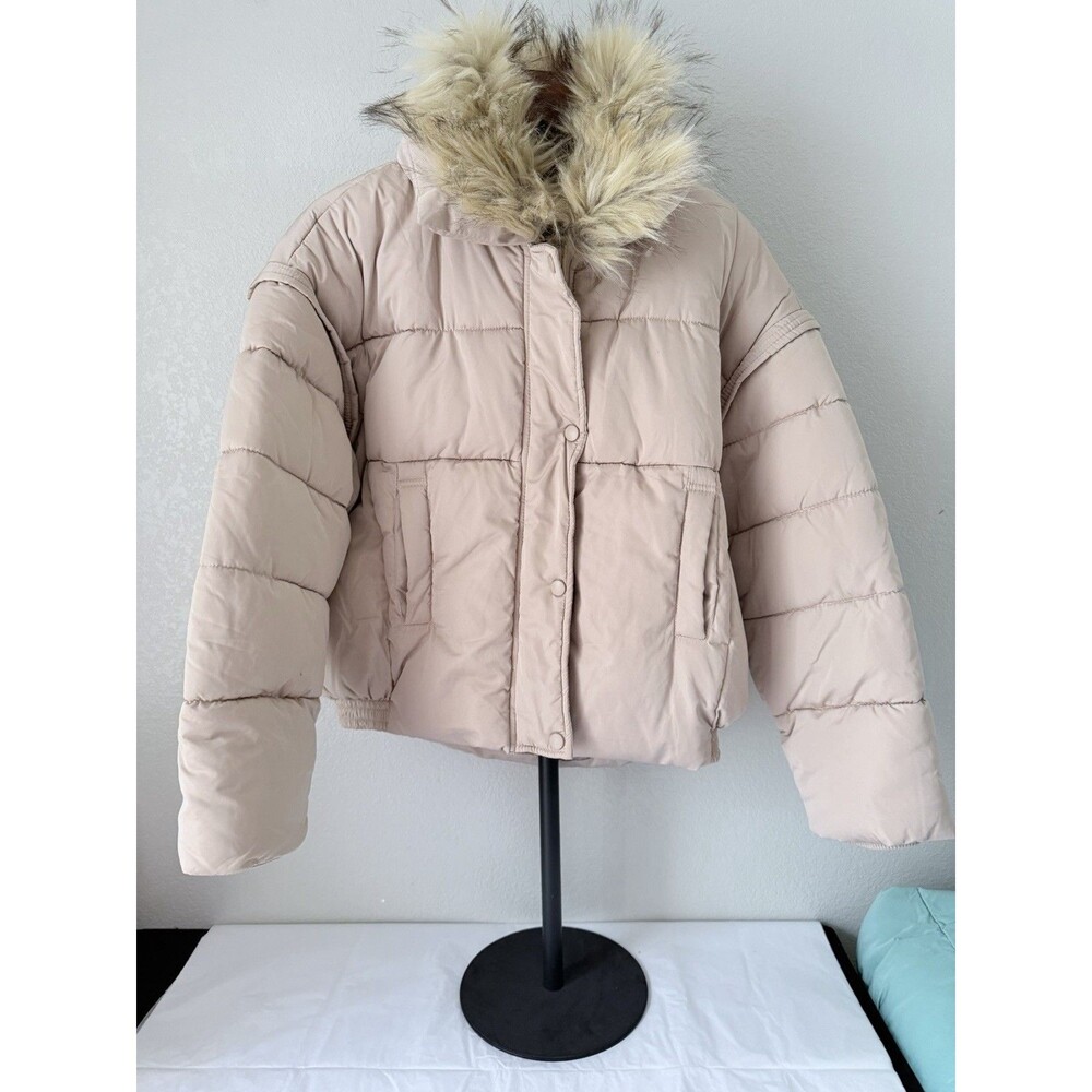 Missguided Women’s US 6 Blush Pink Puffer Jacket Faux Fur Collar NWOT